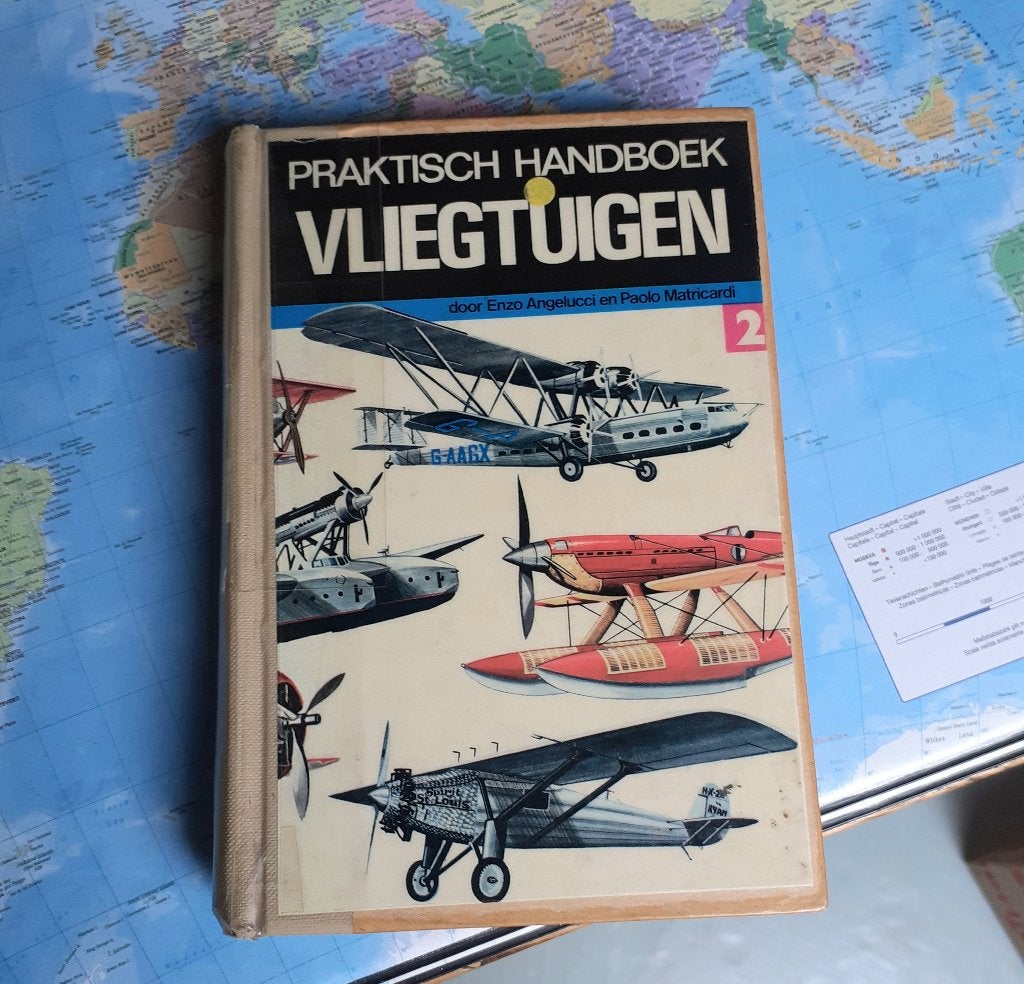 Praktisch Handboek Vliegtuigen Nr. 2 - Oud  1918 - 1938, Verzamelen, Verzenden, Boek of Tijdschrift