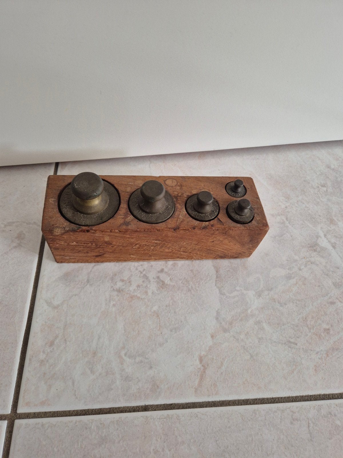 Gewichtjes, Ophalen, Hout