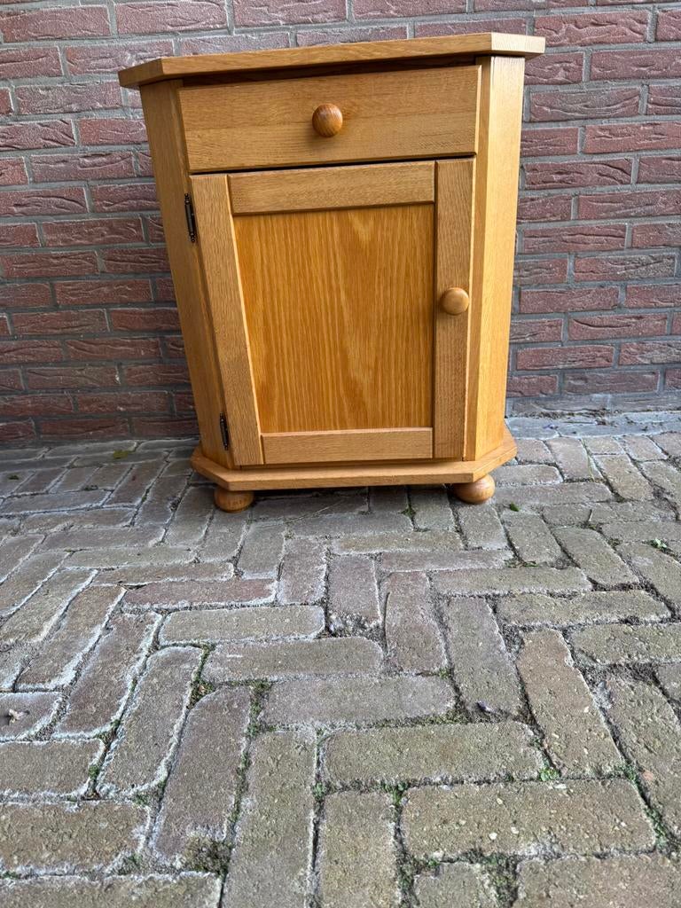 Houten kastje met lade en deurtje, Ophalen, Zo goed als nieuw
