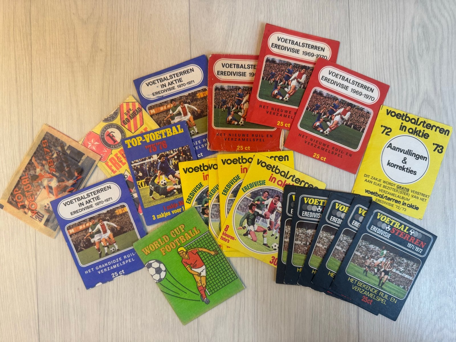 Vanderhout Voetbalsterren lege zakjes - diverse jaren, Ophalen of Verzenden, Gebruikt, Overige binnenlandse clubs, Overige typen