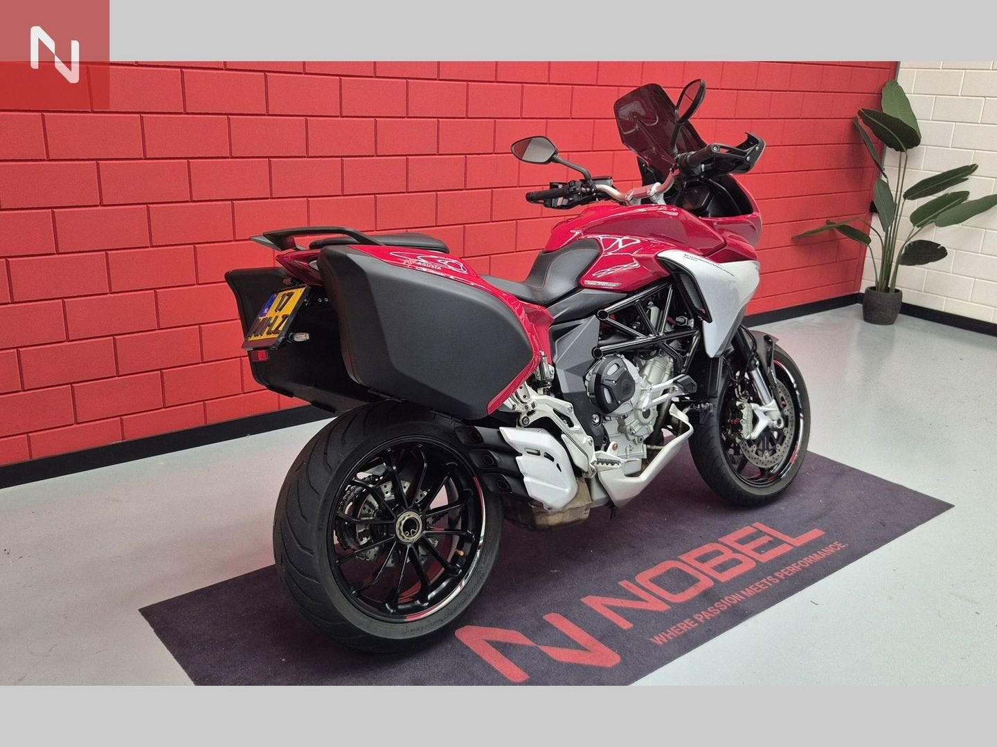 MV AGUSTA TURISMO VELOCE 800 RC (bj 2015), Motorrijbewijs A, Bedrijf, Meer dan 35 kW, Overig