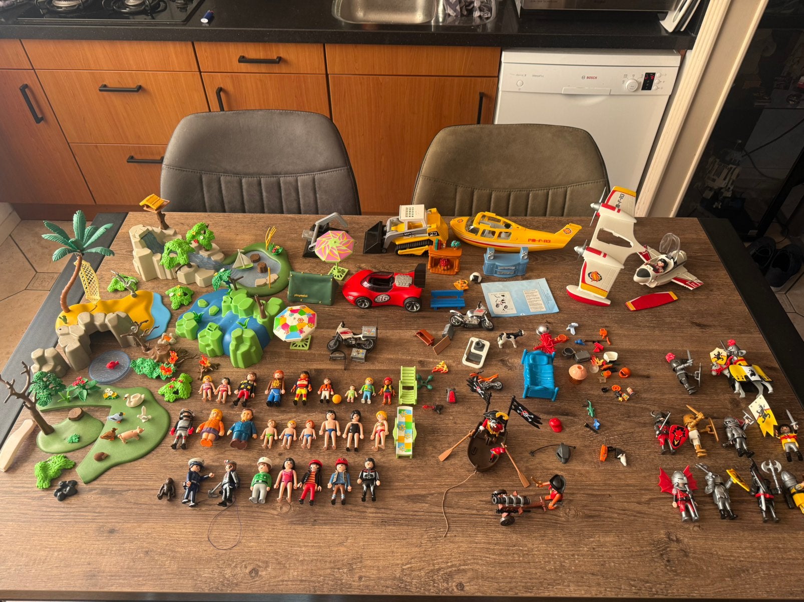 Playmobil doos vol, van alles wat, Ophalen of Verzenden, Zo goed als nieuw