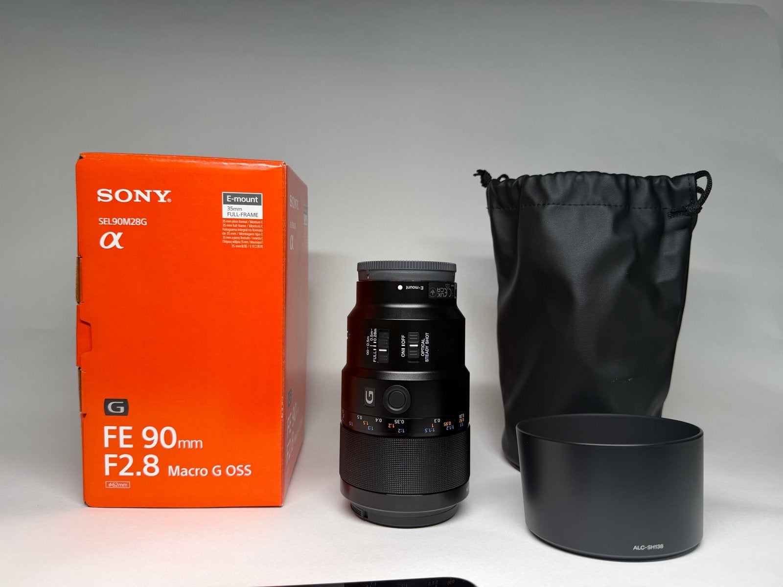 Sony FE 90mm F2.8 G OSS Macro Lens, Ophalen of Verzenden, Zo goed als nieuw, Macrolens