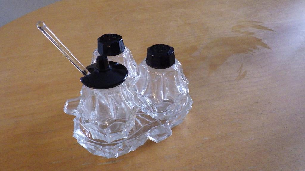 retro mosterd-, zout- en peperstel van glas, Verzamelen, Ophalen of Verzenden, Overige typen