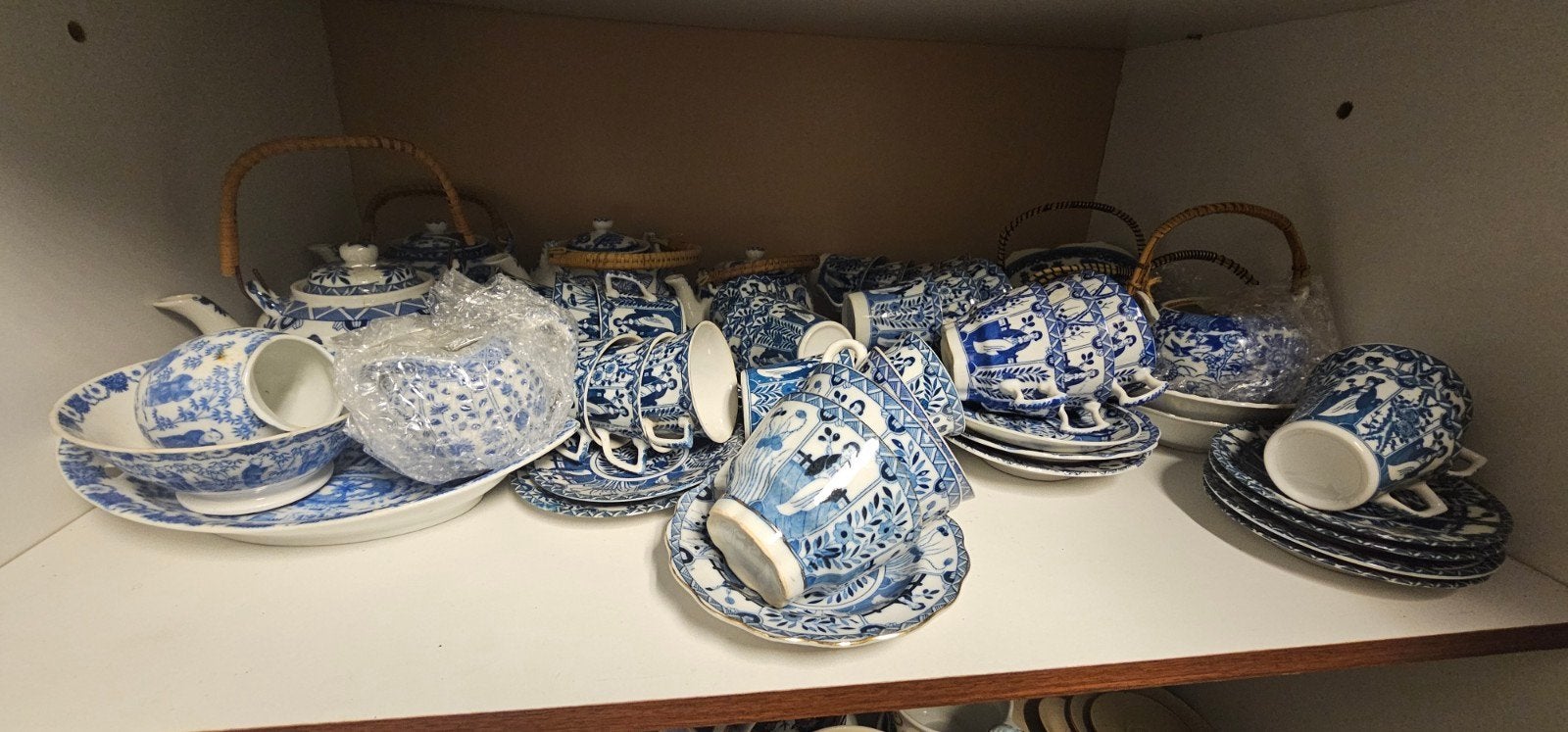 Diverse collectie serviesgoed - Blauw/wit porselein, Huis en Inrichting, Aziatisch, Gebruikt, Overige merken, Ophalen of Verzenden
