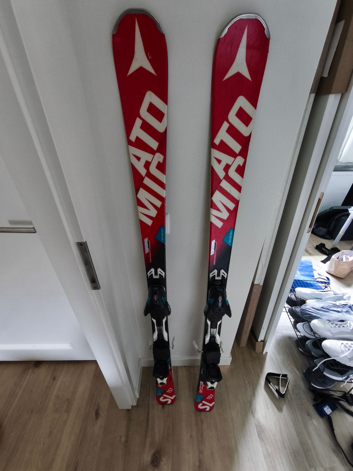 Atomic Redster SL Ski's met bindingen, Ophalen, 140 tot 160 cm, Gebruikt, Atomic