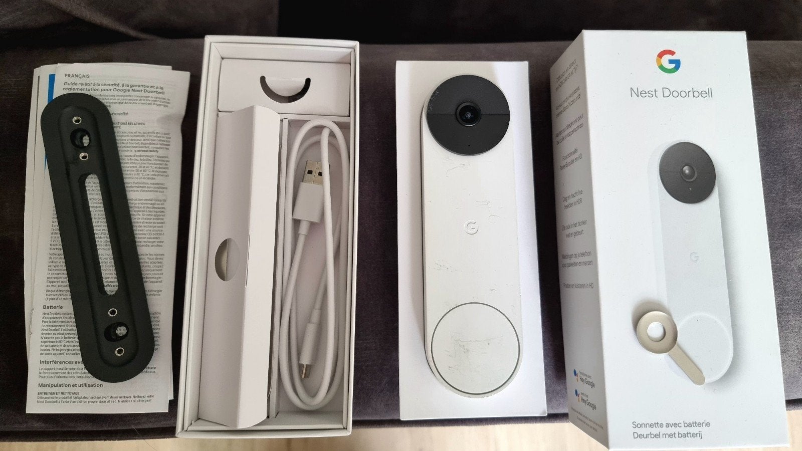 Google Nest Doorbell (Batterij) met extra hoekbeugel, Ophalen of Verzenden, Bewegingsdetectiesensor, Zo goed als nieuw, Draadloos