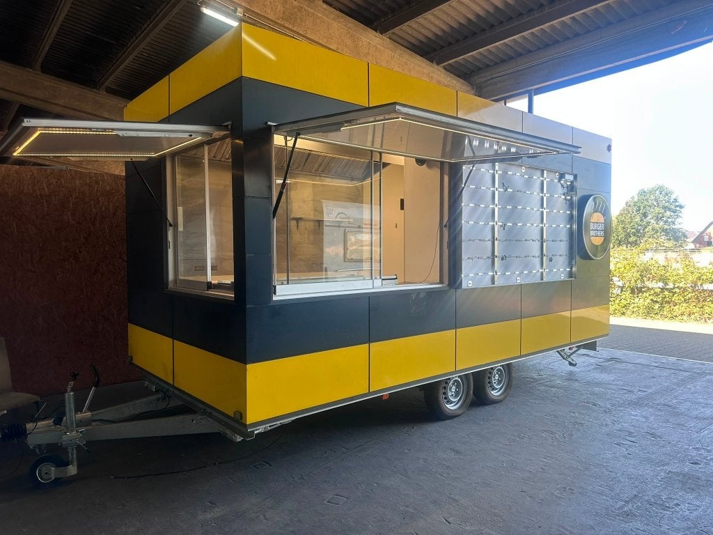 Snackwagen / Foodtrailer / Foodtruck / Verkoopwagen, Ophalen, Gebruikt