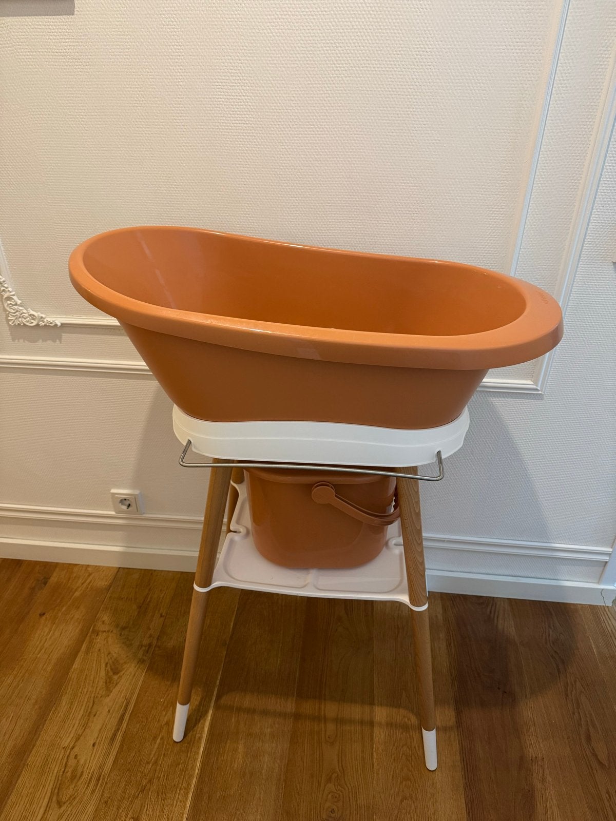 Bebe-Jou Sense Babybad met Badstandaard en Bademmer, Kinderen en Baby's, Ophalen, Zo goed als nieuw, Badje, Bébé-jou