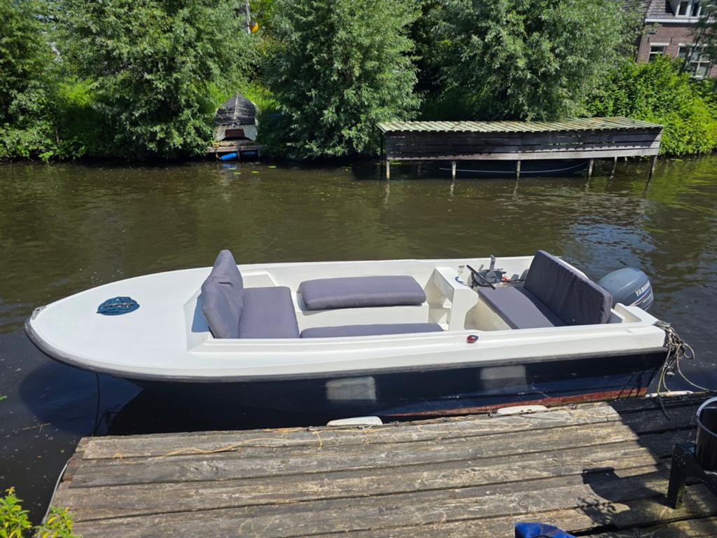 Stijlvolle consoleboot met 25 pk Yamaha buitenboordmotor, Watersport en Boten, Overige merken, Gebruikt, 5 m, Consoleboot