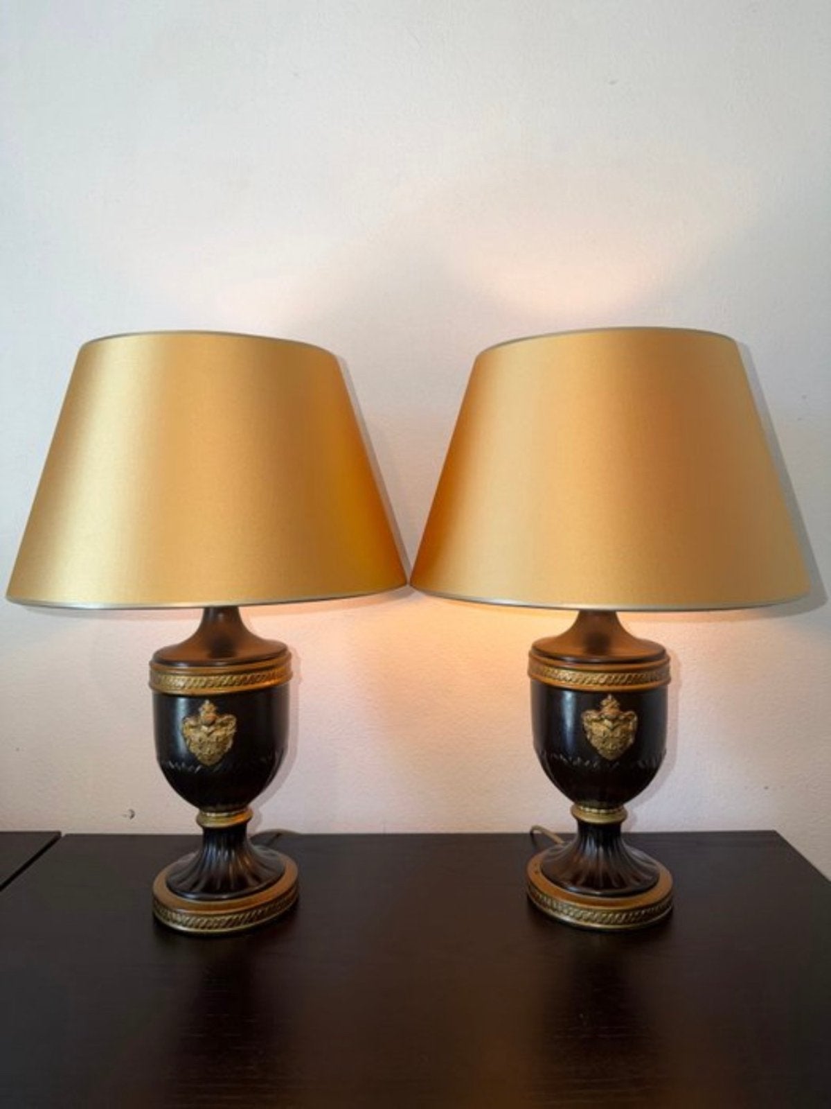 Set van 2 klassieke tafellampen met gouden accenten, Antiek en Kunst, Antiek | Lampen, Ophalen