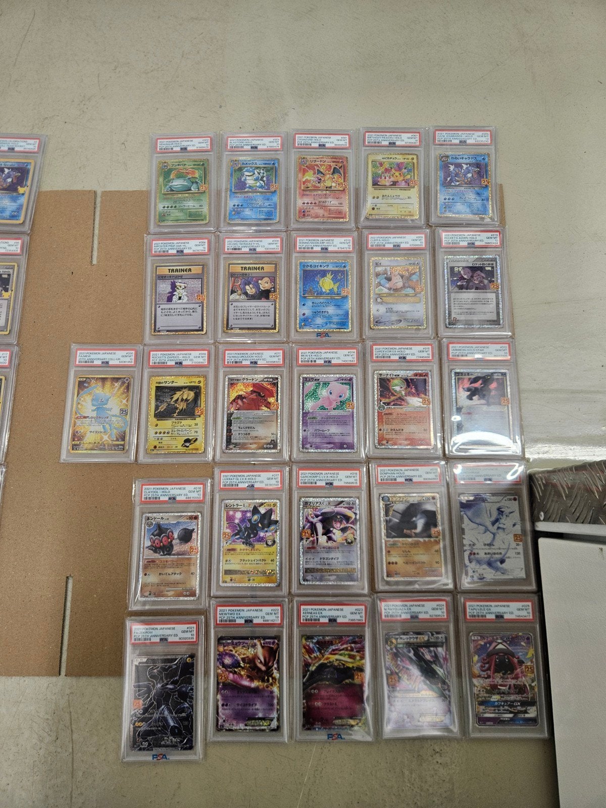 Foto 3 van Pokémon Celebrations Engelse & Japanse PSA 10 kaarten