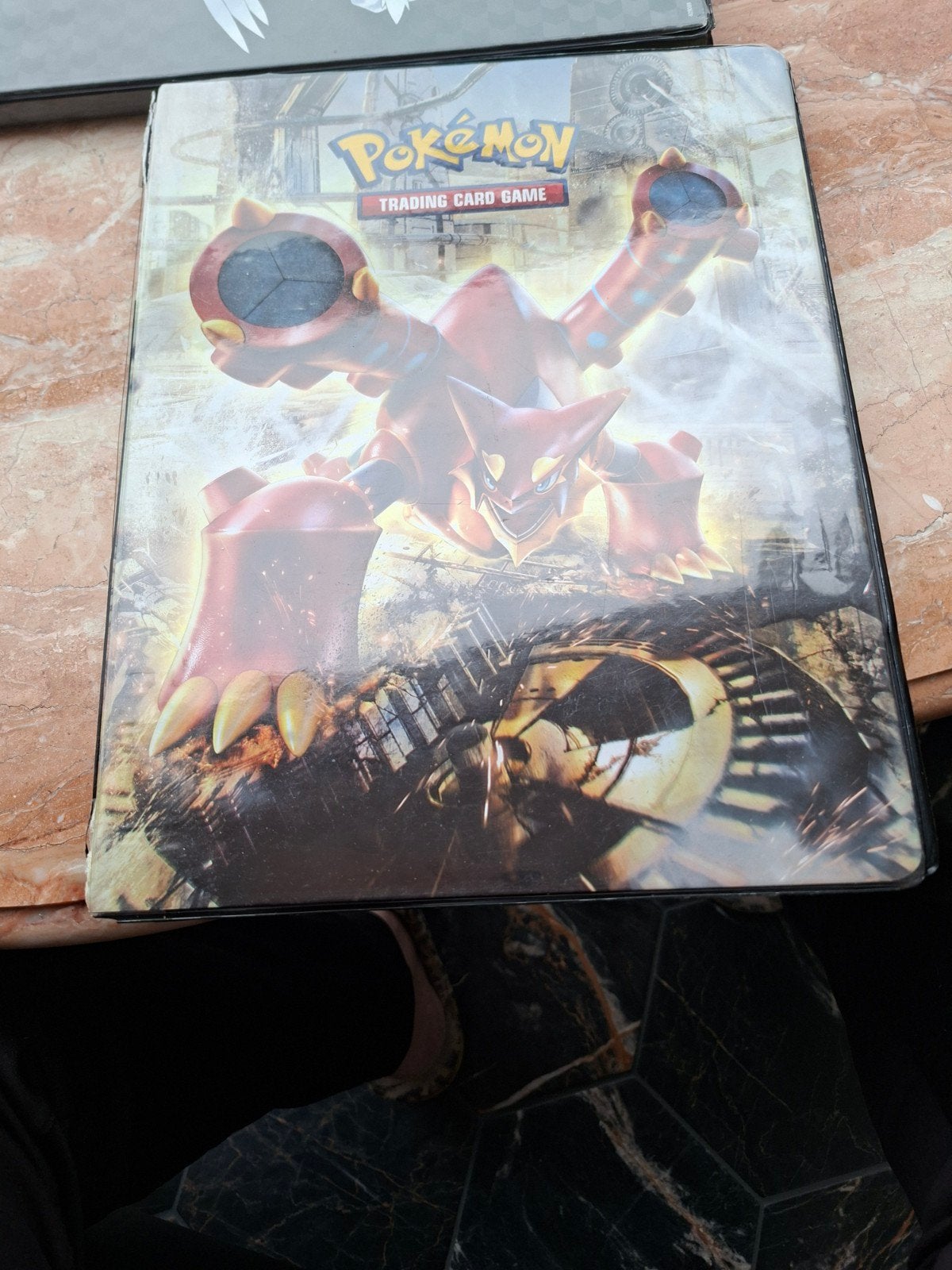 Foto 7 van pokemonmappen, 5 totaal
