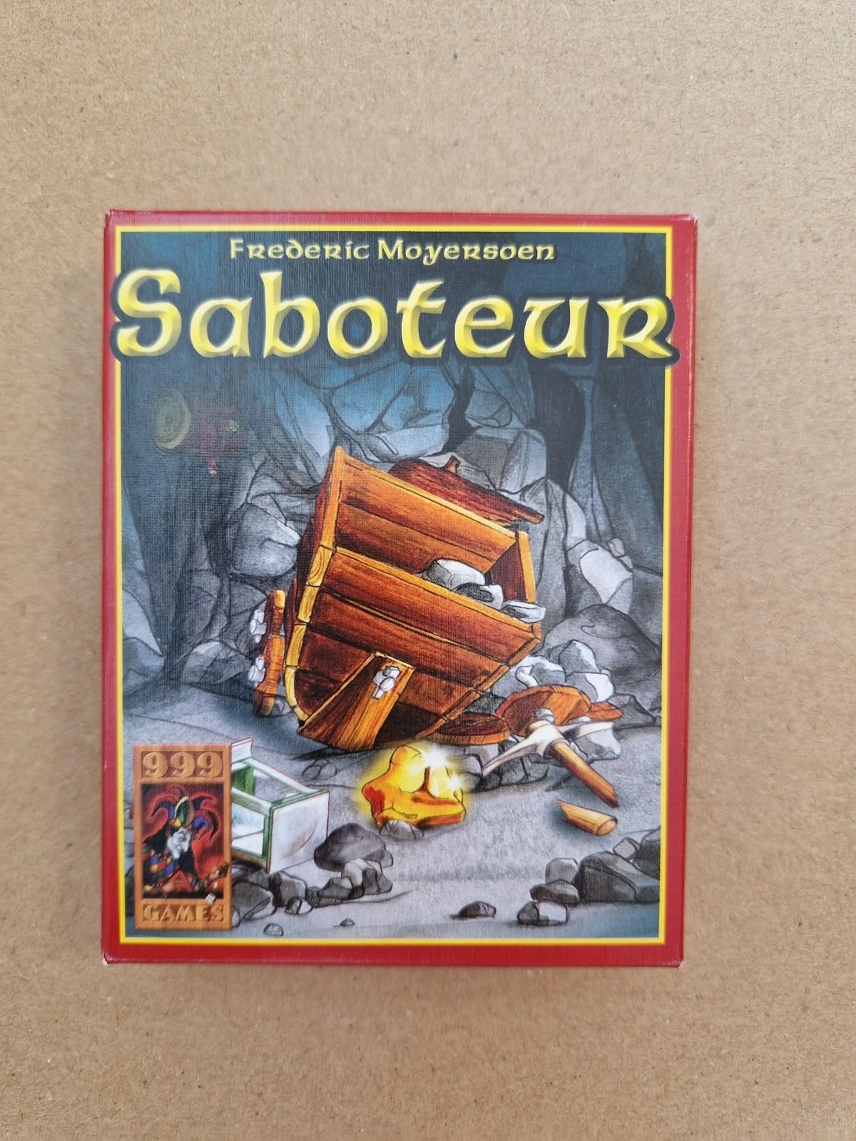 Saboteur kaartspel - Strategisch en leuk voor iedereen, Drie of vier spelers, Ophalen of Verzenden, Zo goed als nieuw
