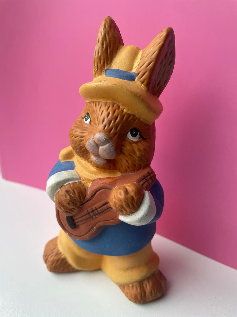 Haas beeldje met gitaar, Verzamelen, Beelden en Beeldjes, Ophalen, Gebruikt, Dier
