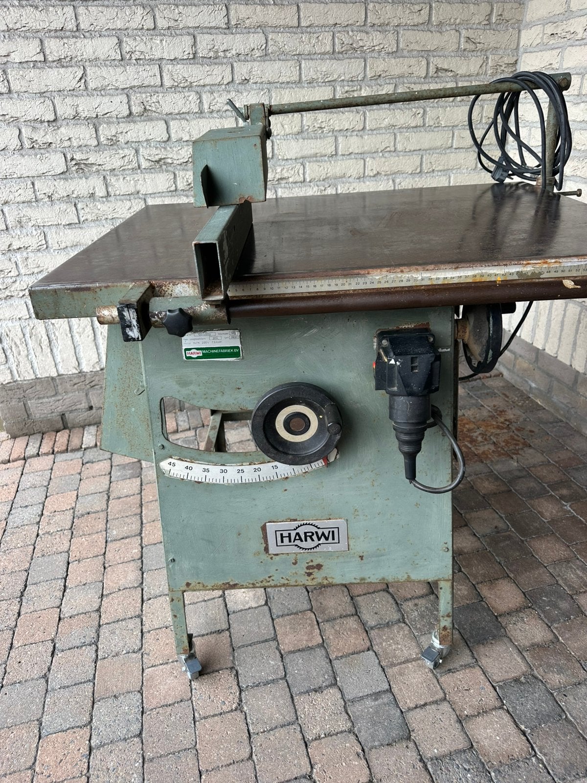 Robuuste Harwi Type 100 Cirkelzaag / Zaagtafel – 220V Uniek!, Ophalen, Gebruikt, Cirkelzaag, 600 tot 1200 watt