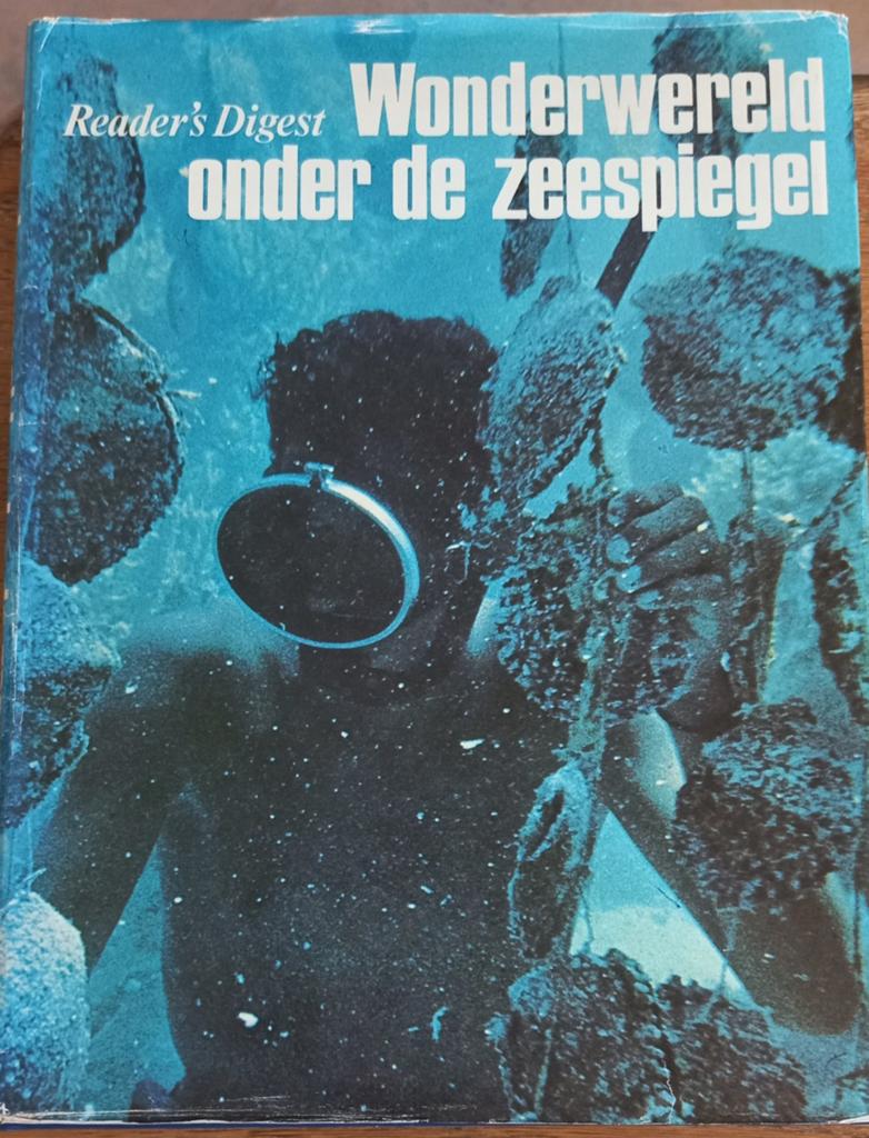 Boek wonderwereld onder de zeespiegel, Ophalen of Verzenden, Zo goed als nieuw