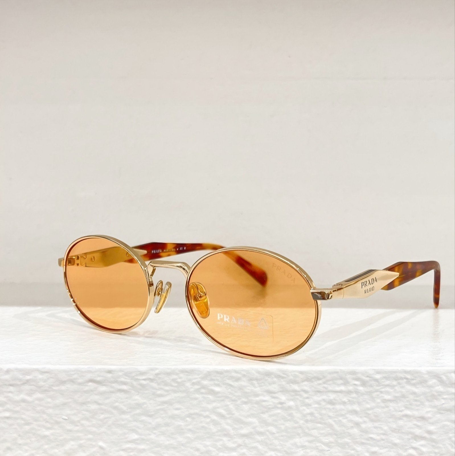 ​Prada PR 65ZS Oval Zonnebrill, Zonnebril, Nieuw, Ophalen of Verzenden, Prada