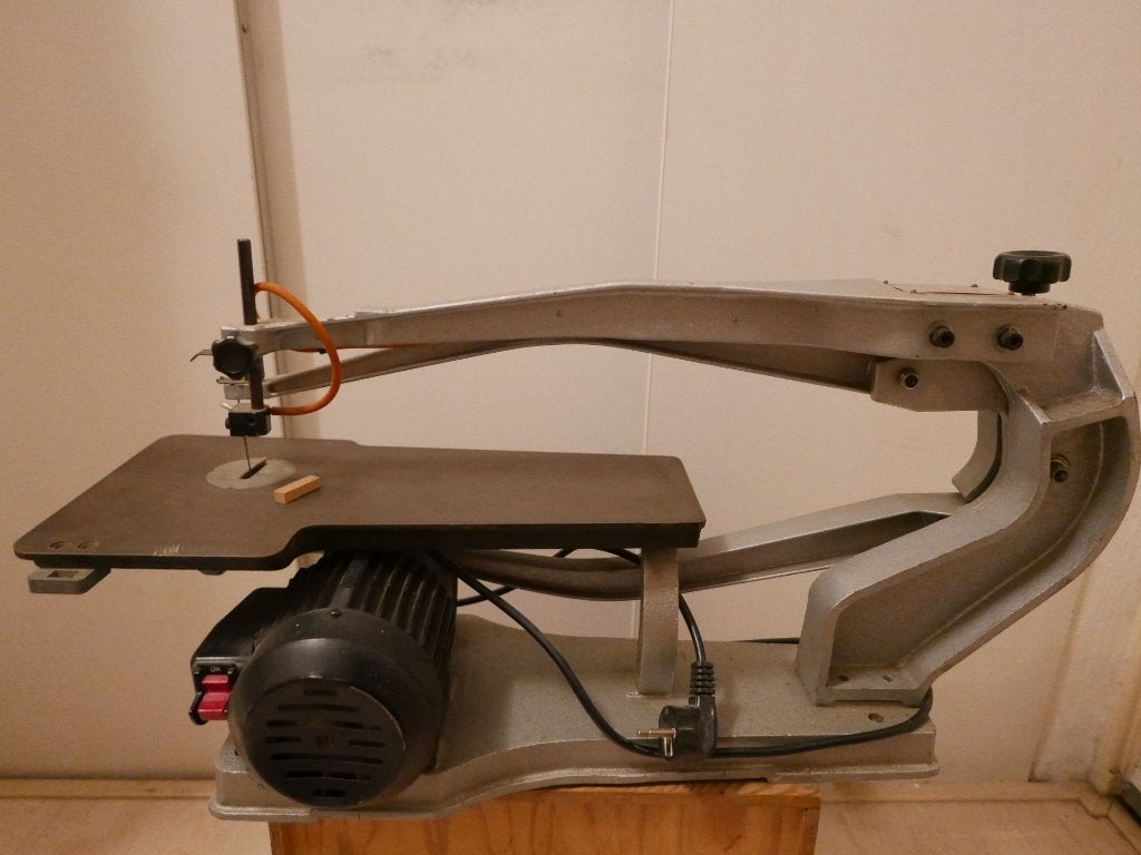 Huvema figuurzaagmachine professionele figuurzaag scroll saw, Doe-het-zelf en Verbouw, Gereedschap | Zaagmachines, Ophalen, Gebruikt