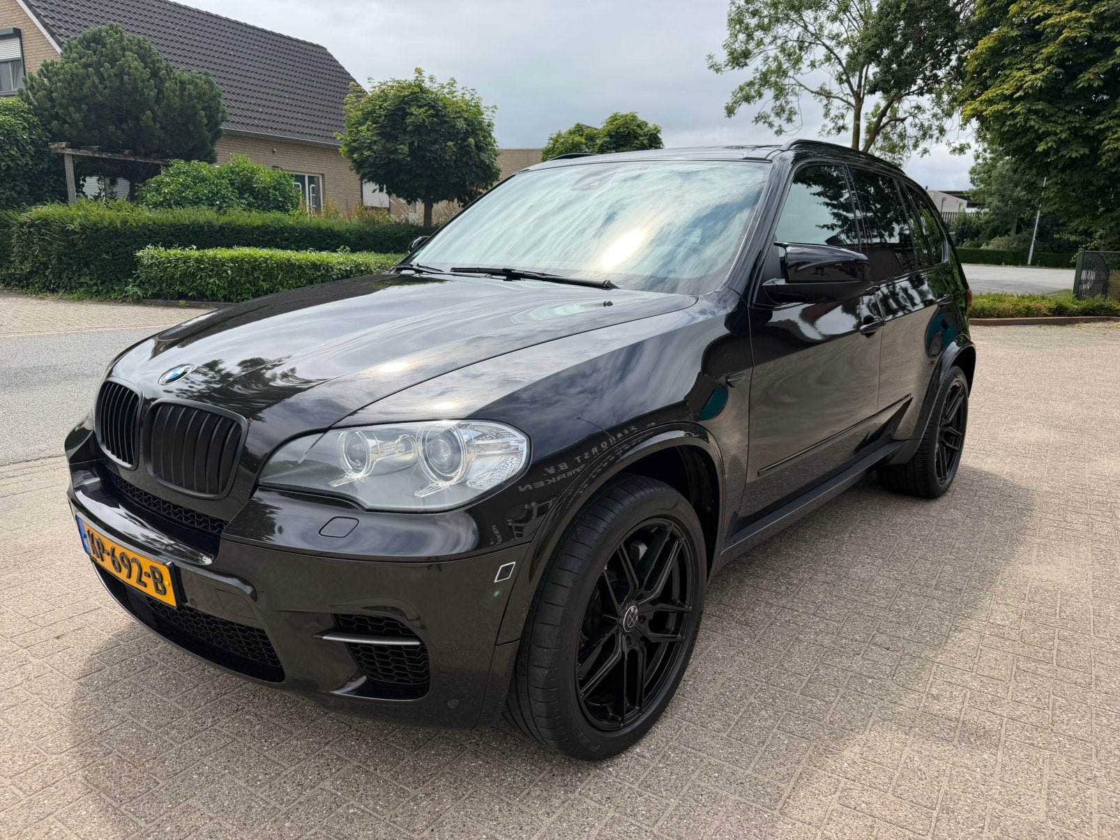 BMW X5 M50d M-Sport LCI | 440 PK Trekhaak Volle Uitvoering, Auto's, BMW, Euro 5, 2993 cc, 255 €/maand, Zwart