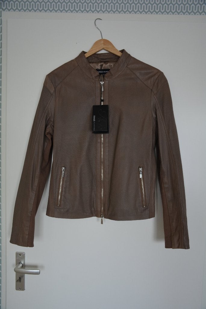 Nieuwe leren jas ARMA., Ophalen of Verzenden, Nieuw, Maat 42/44 (L), Beige