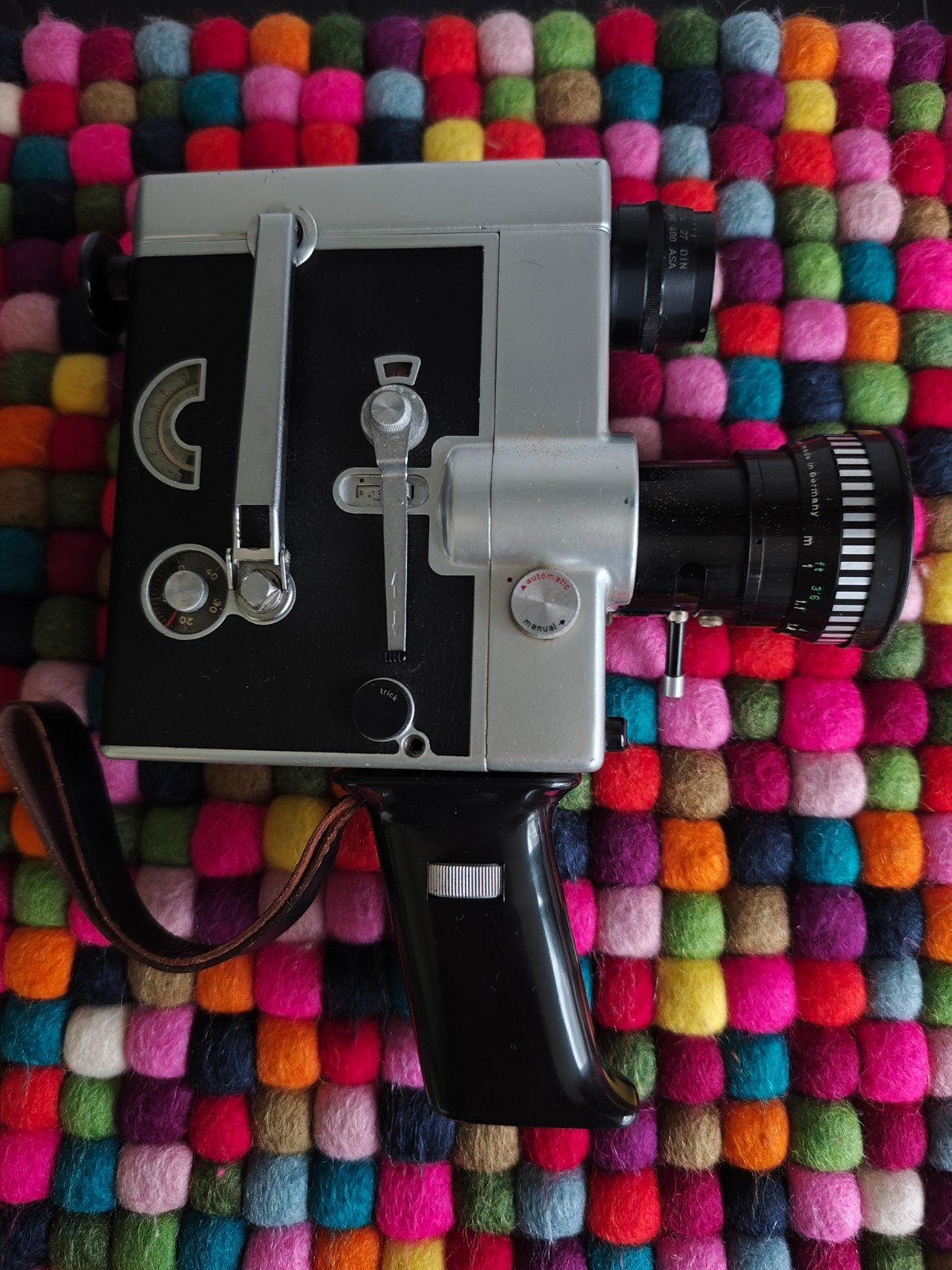 Nizo FA3 midcentury mechanische filmcamera, incl reistas, Audio, Tv en Foto, Videocamera's Analoog, Ophalen of Verzenden, 8mm