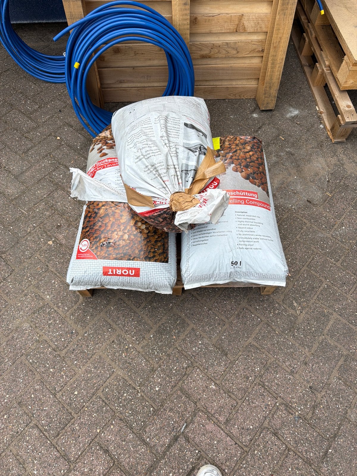 Gratis NORIT droogbouw-egalisatiekorrels – circa 120 liter, Ophalen