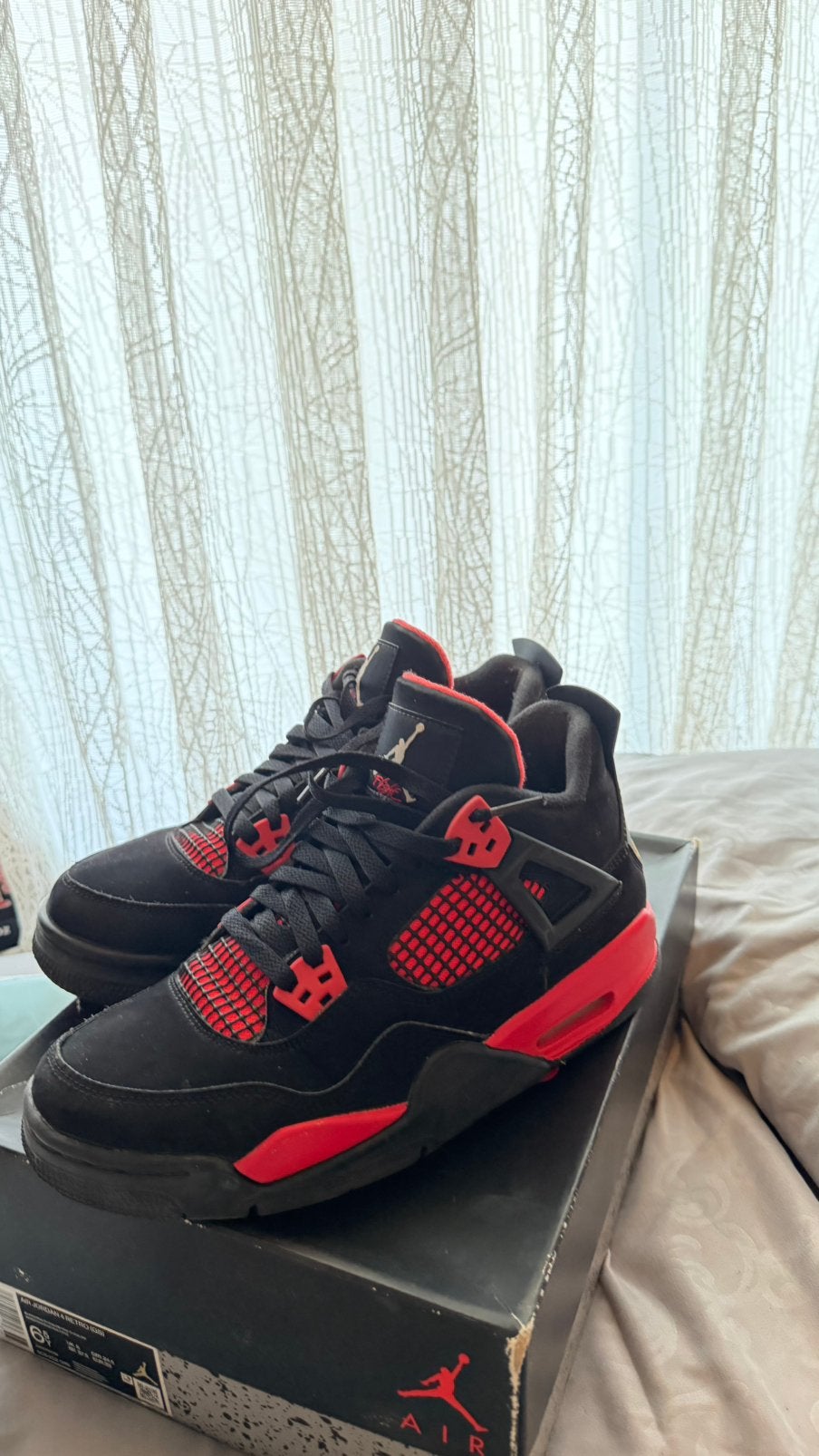Jordan 4 red tunders, Kleding | Heren, Schoenen, Ophalen of Verzenden, Zo goed als nieuw, Overige kleuren