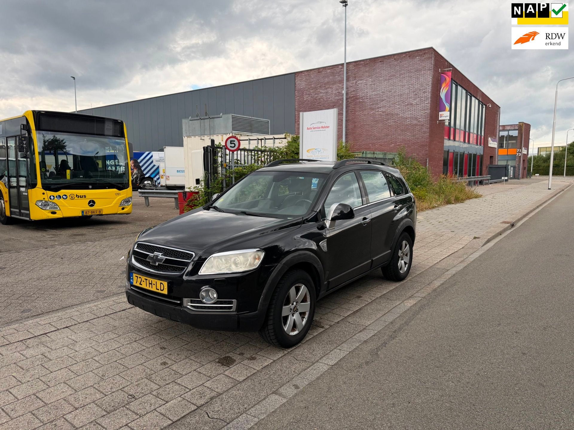 Chevrolet Captiva 2.4i Class 7 pers. 4x4, Apk, Nap, Goed rij, Auto's, Chevrolet, 136 pk, Gebruikt, Zwart, 4 cilinders