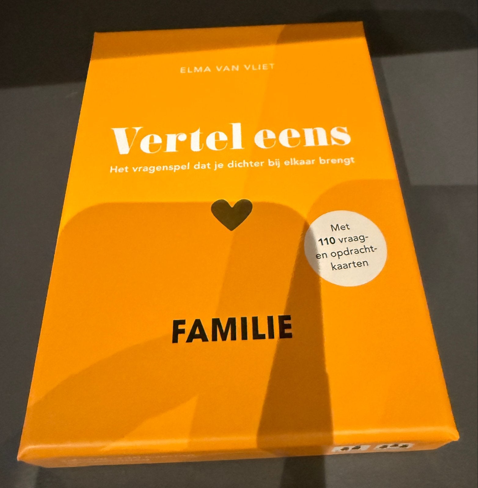 Vertel eens Familie - vragenspel, Drie of vier spelers, Ophalen of Verzenden, Nieuw