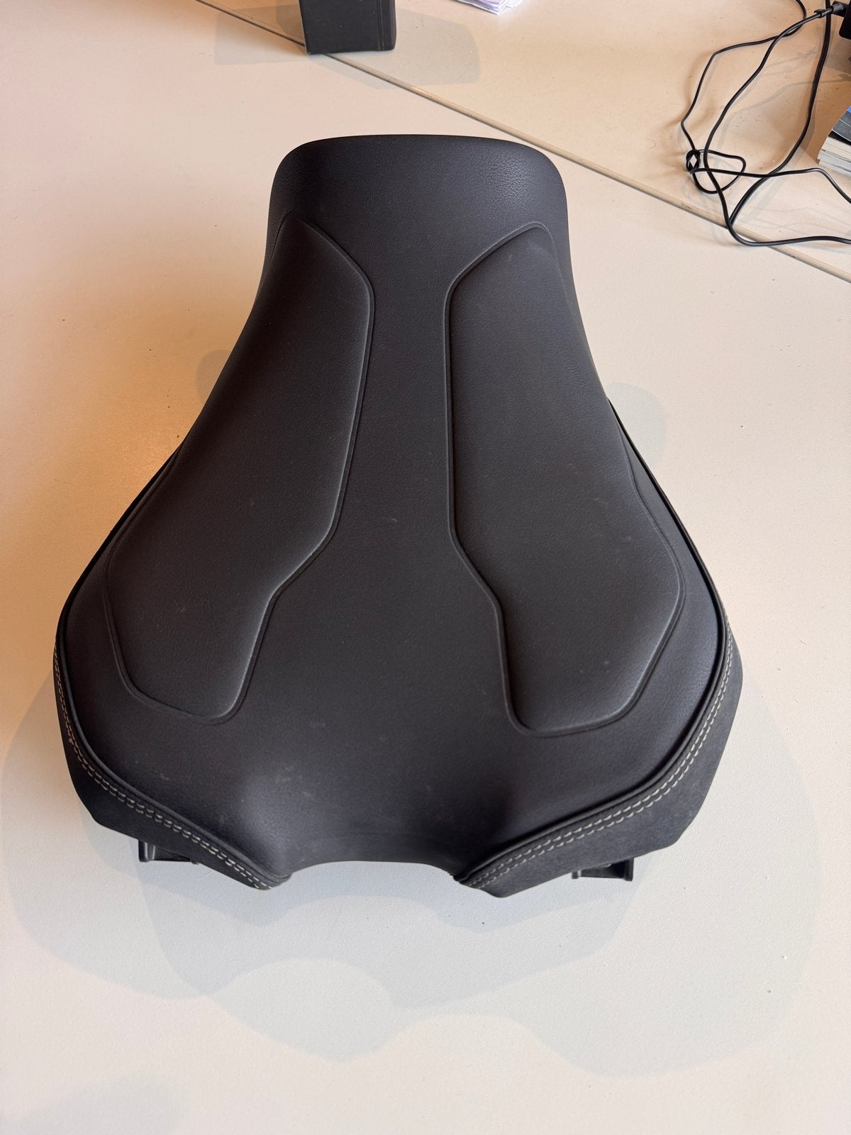 Comfort zadel Tracer 900 (gt) 2018-2020 B5C-F4732, Ophalen of Verzenden, Gebruikt