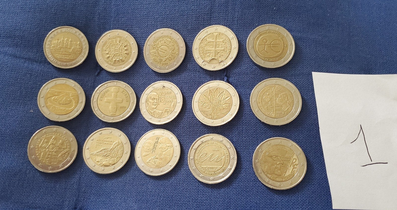 2 euro munten 15 stuks gebruikte staat.

Enkel in 1 lot voor, Ophalen of Verzenden, België, 2 euro