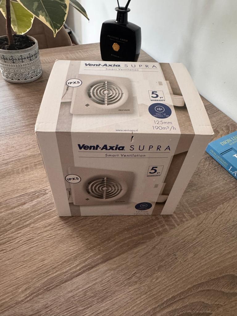 Vent-Axia Supra smart ventilatie IPX5 - Nieuw in doos, Ophalen of Verzenden, Zo goed als nieuw, Ventilator