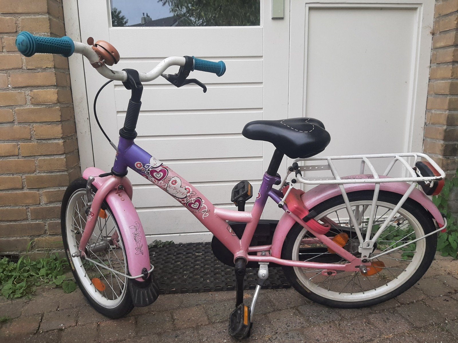 Roze kinderfiets Loekie 18 inch met AXA slot, Ophalen, Terugtraprem, Van Loekie, 16 tot 20 inch