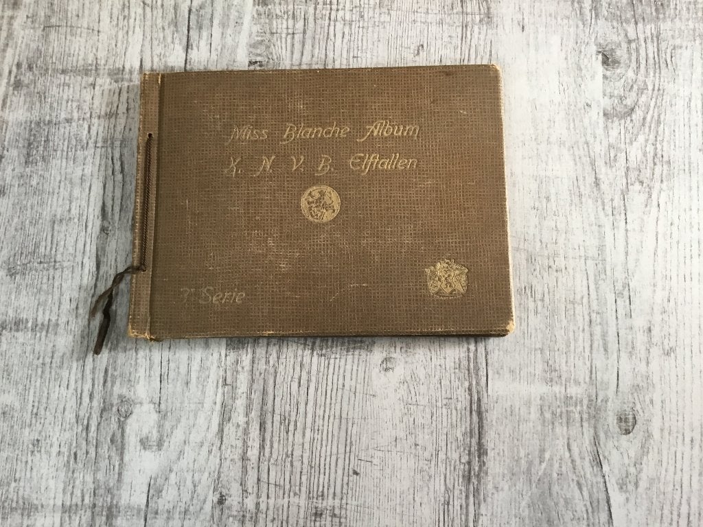 Miss Blanche plaatjesalbum KNVB elftallen 3e serie, Ophalen of Verzenden, Gelezen, Plaatjesalbum
