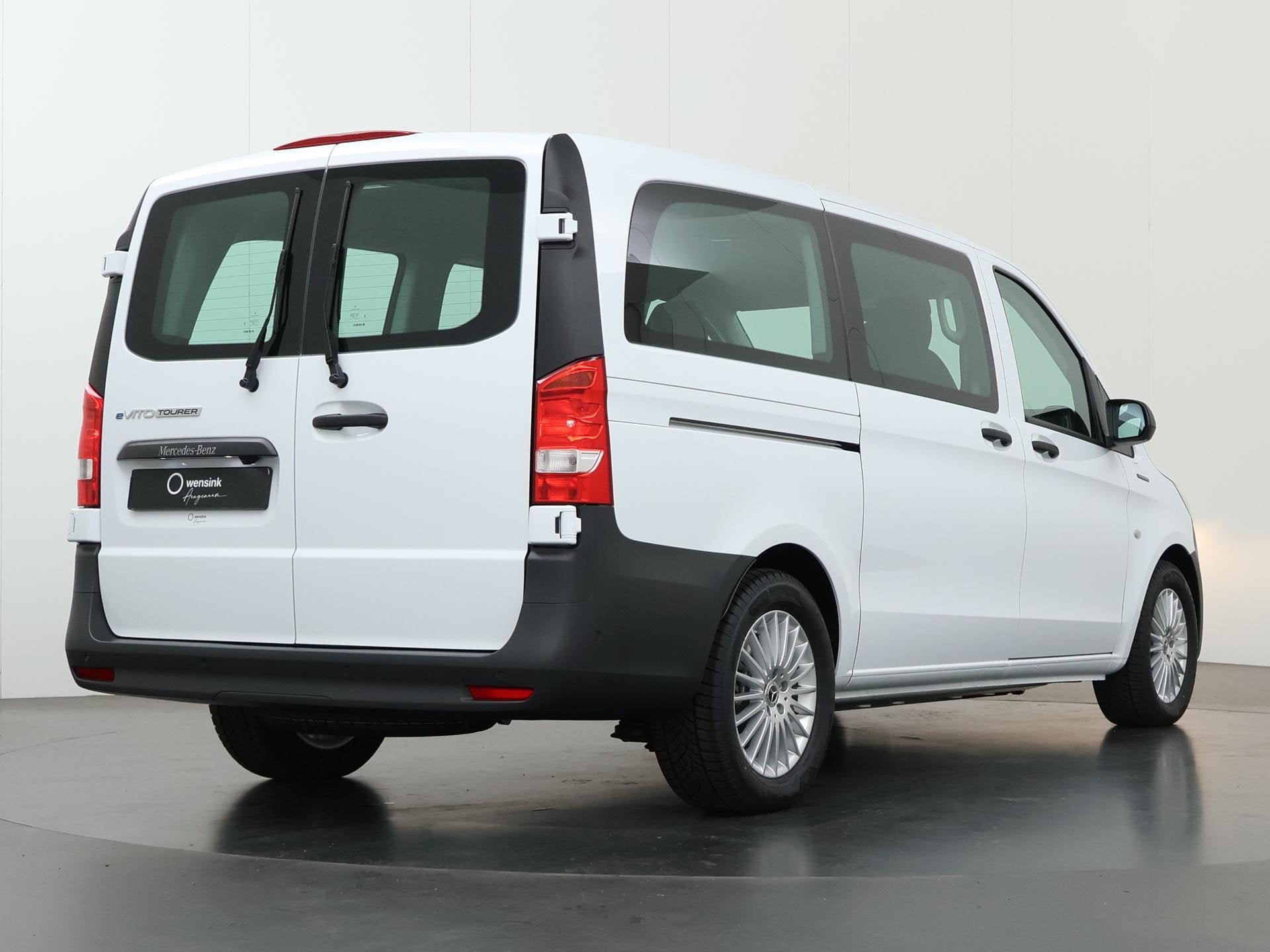 Mercedes-Benz eVito Tourer 129 PRO L2 90 kWh | Snelladen 110, Stof, Zwart, Stoelverwarming, Mercedes-Benz