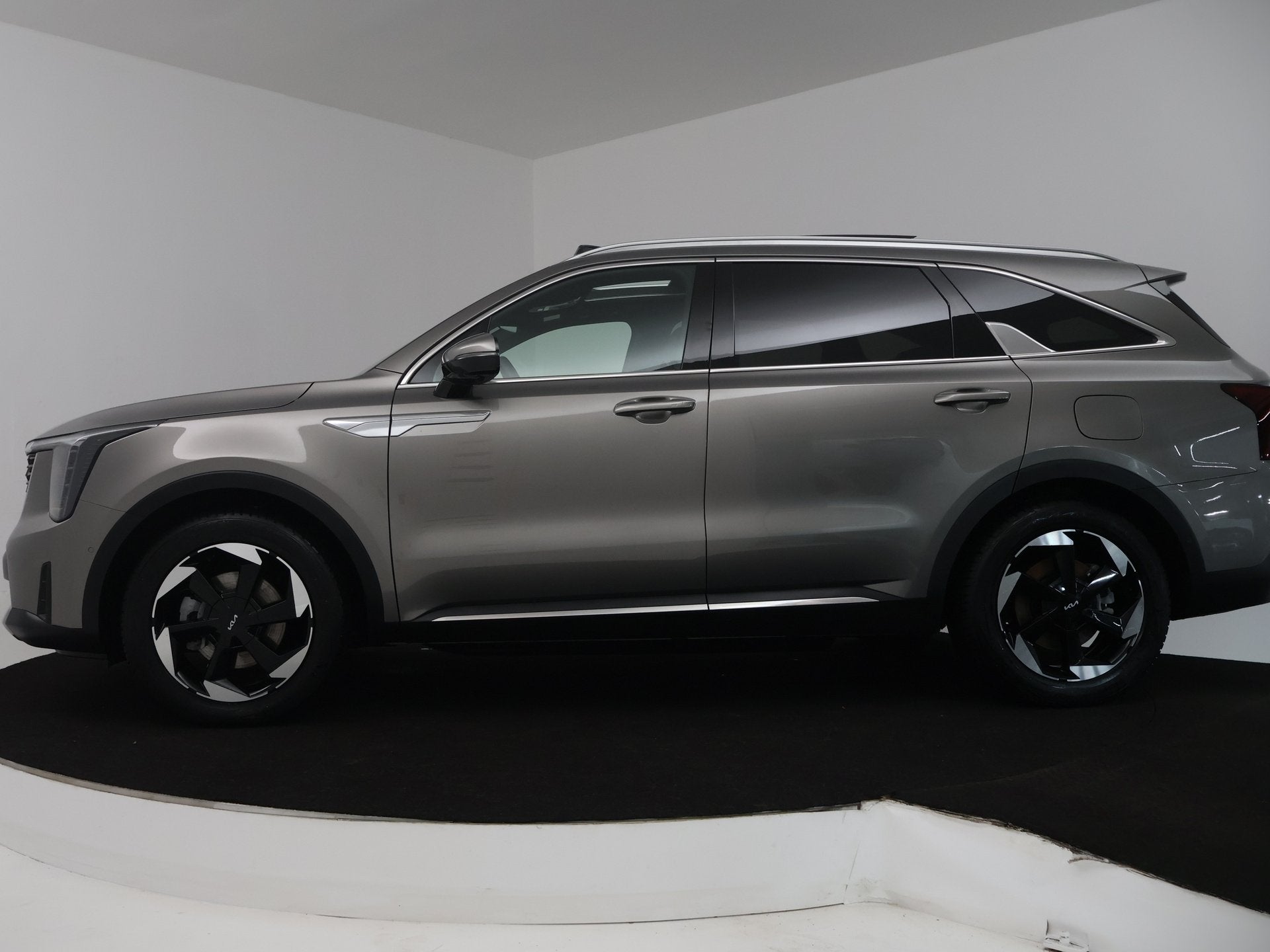 Kia Sorento 1.6 T-GDi Plug-in Hybrid 4WD ExecutiveLine 7p. |, 12 maanden, 2005 kg, Gebruikt, 4 cilinders