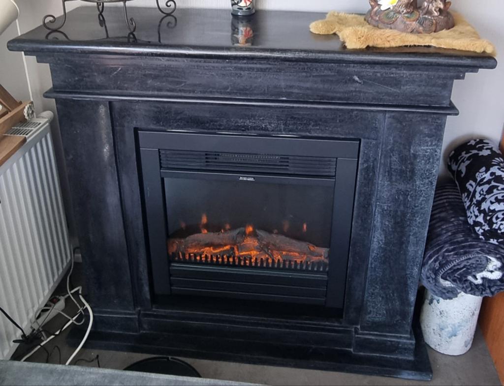 Xaralyn elektrische haard met schouw, Huis en Inrichting, Ophalen of Verzenden, Zo goed als nieuw, Vrijstaande haard, Elektrische haard
