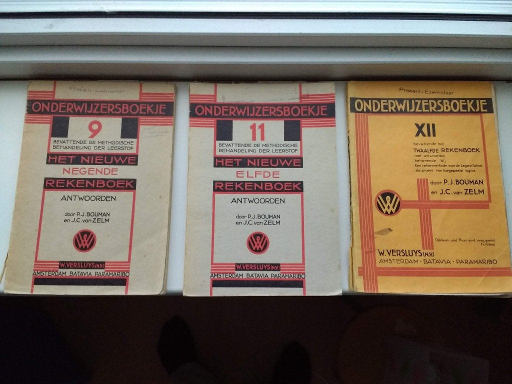 3 oude rekenboekjes, onderwijzersboekjes uit de jaren '30, Ophalen of Verzenden, Gelezen, Overige niveaus