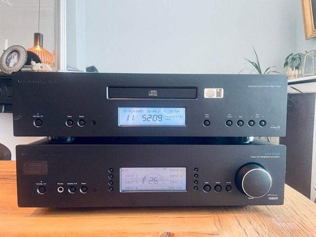 Cambridge Audio Azur 840A (V2.0) + Azur 840C  (ZGAN), Ophalen, Zo goed als nieuw, 120 watt of meer, Overige merken