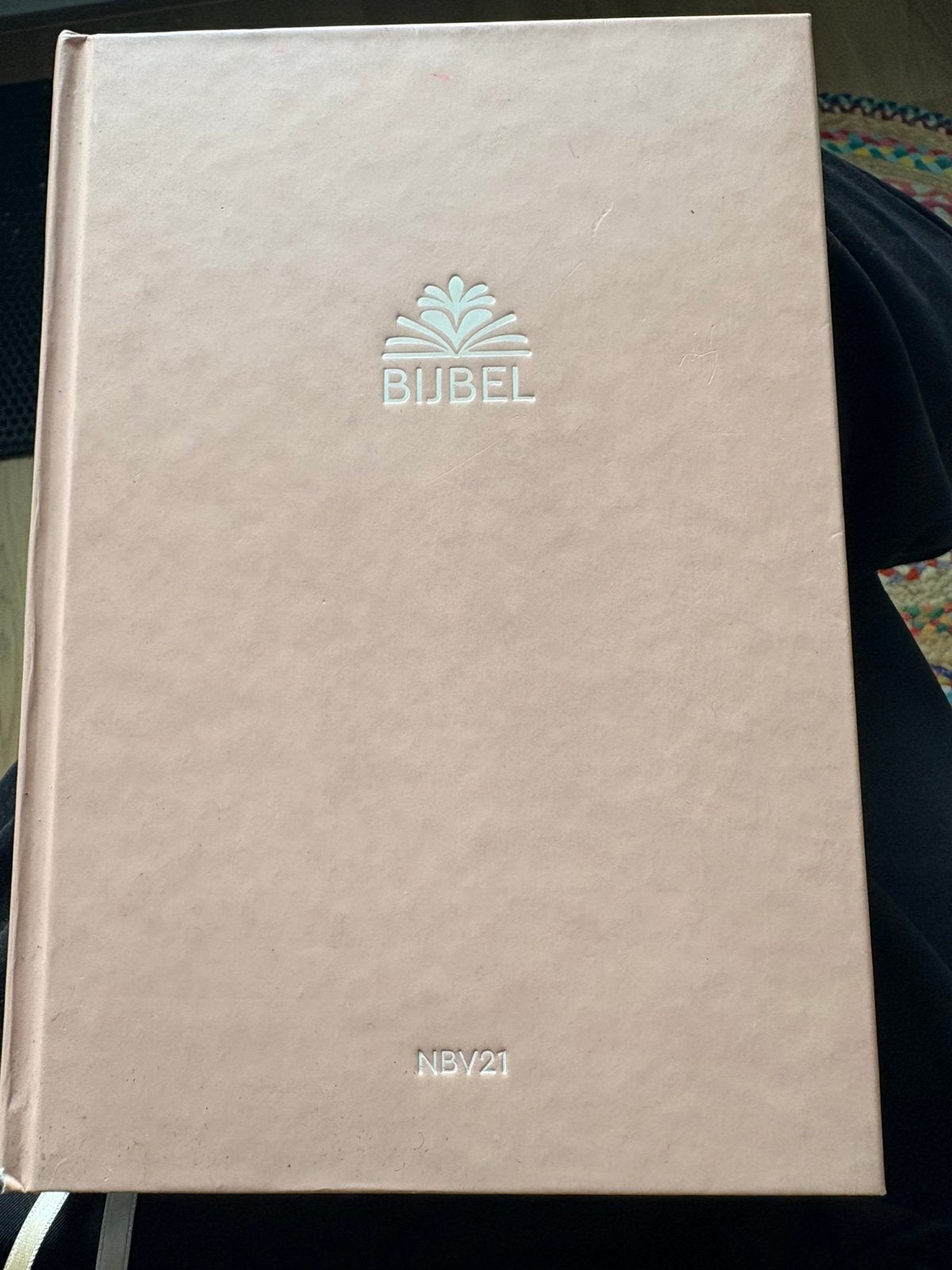 Zij lacht Bijbel, Boeken, Ophalen, Zo goed als nieuw