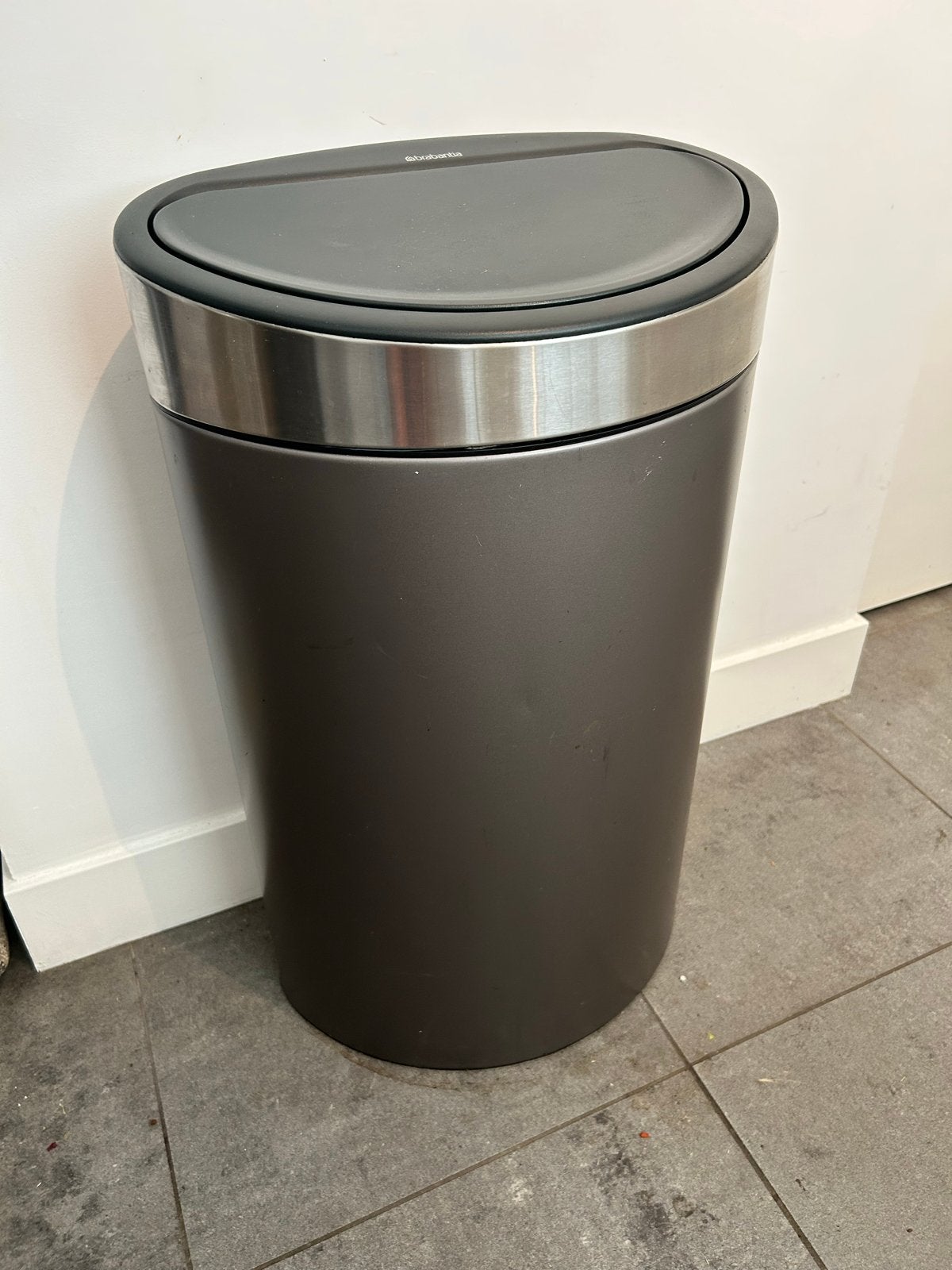 Brabantia Touch Bin 45 liter -, Huis en Inrichting, Woonaccessoires | Prullenbakken, Ophalen, 40 liter of meer, Zo goed als nieuw