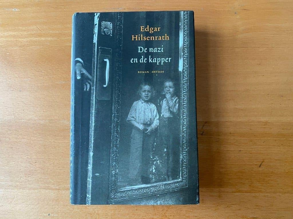 Edgar Hilsenrath - De nazi en de kapper, Ophalen of Verzenden, Zo goed als nieuw
