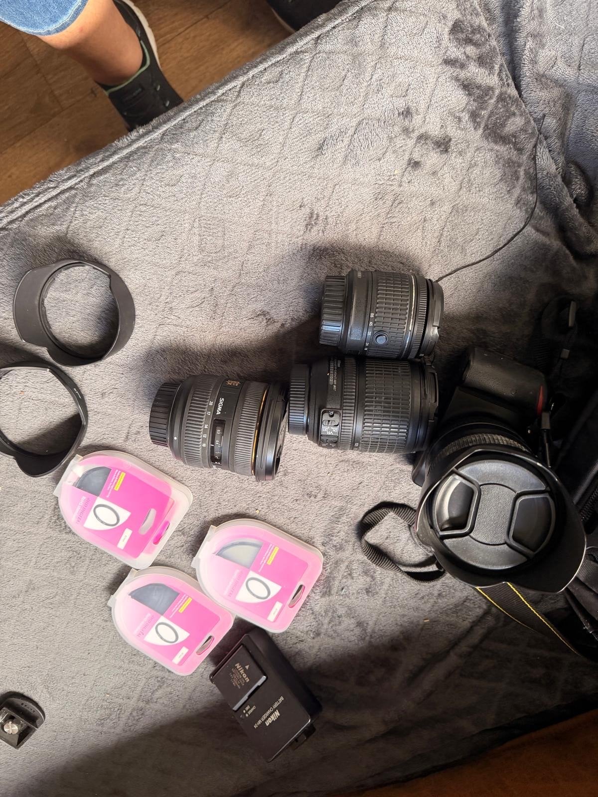 Nikon D3200 spiegelreflexcamera met 3 lenzen en accessoires, Gebruikt, Spiegelreflex, Ophalen of Verzenden, Accu
