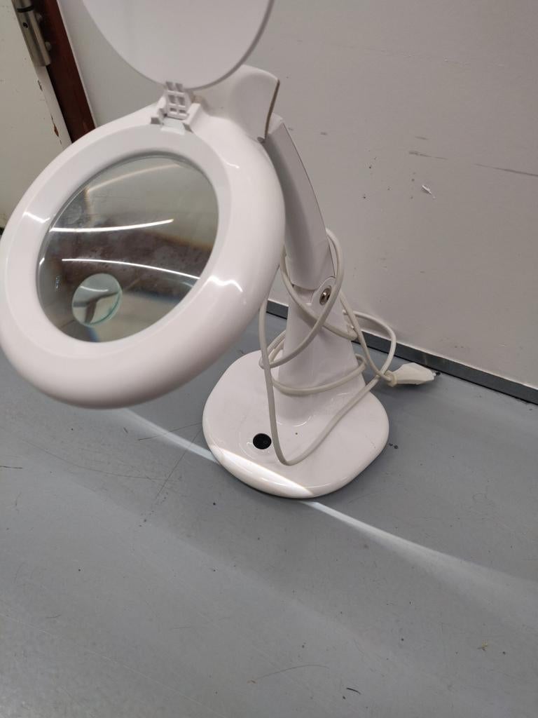Witte loeplamp met standaard, Ophalen, Gebruikt, Loeplamp