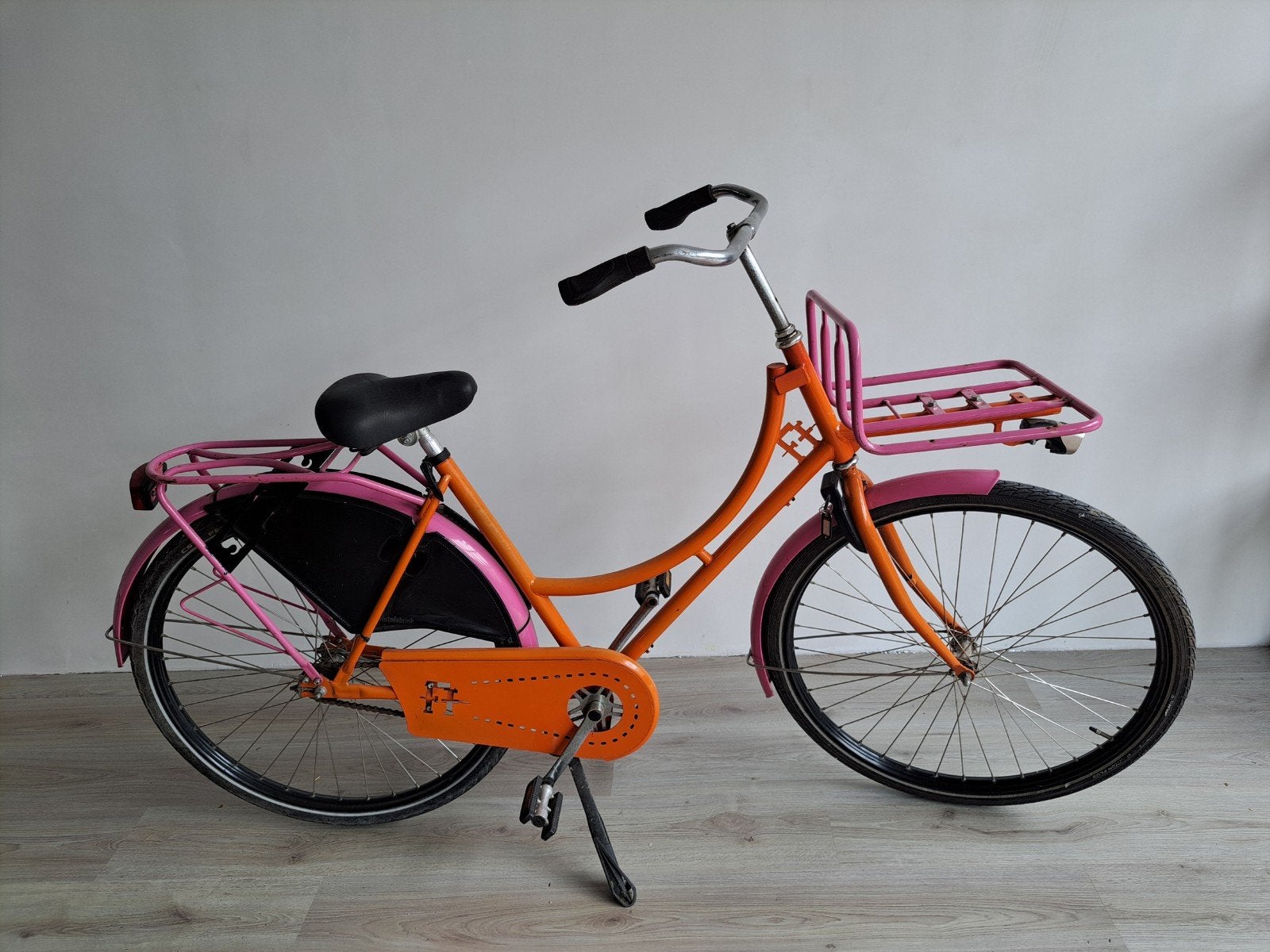 Opvallende Oranje/Roze Transportfiets met Voordrager, Fietsen en Brommers, Terugtraprem, Ophalen, Overige merken, 53 tot 56 cm