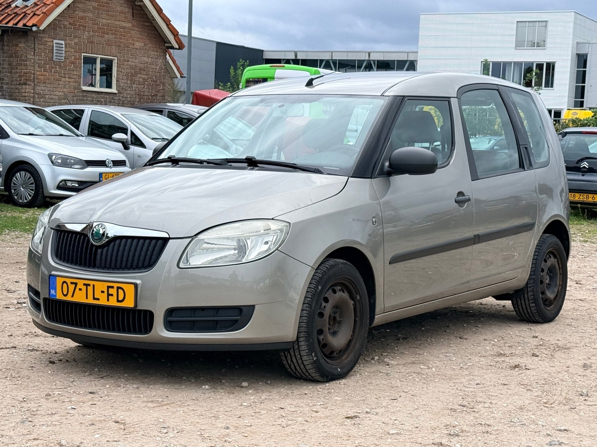 Skoda Roomster 1.4-16V/ RIJDT HEERLIJK, Voorwielaandrijving, Gebruikt, 4 cilinders, Roomster