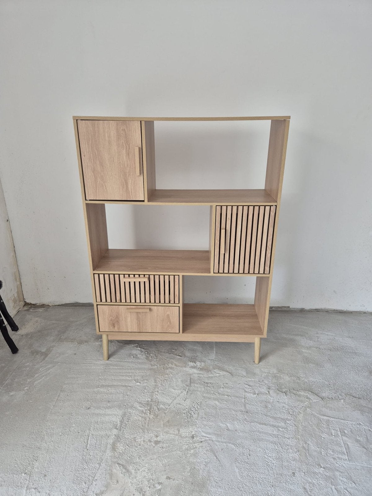 Houten kast met deuren en lades, Ophalen, 100 tot 150 cm, Zo goed als nieuw, Met lade(s)