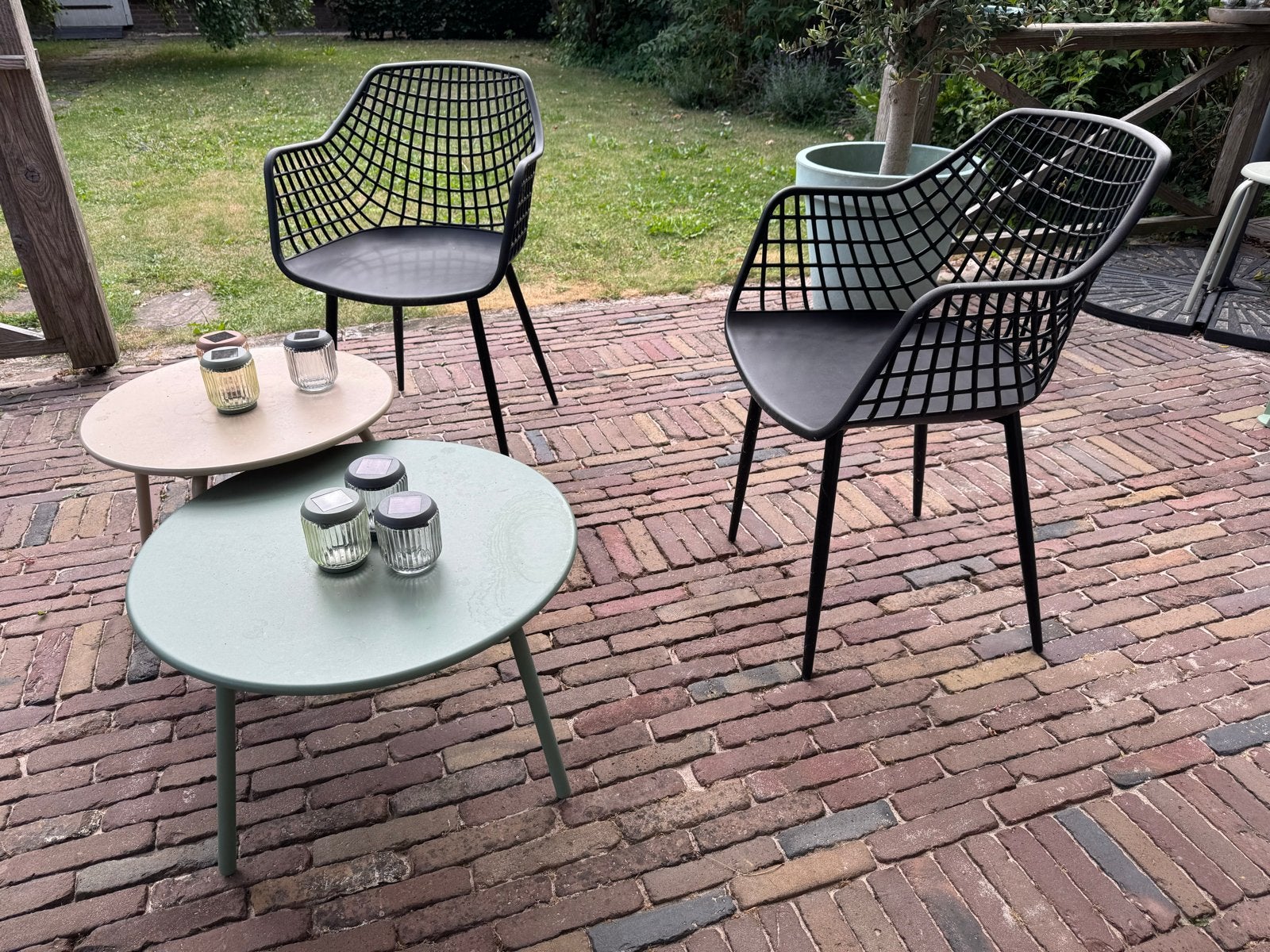4 x  Zwarte Tuinstoelen met Gaaspatroon, Ophalen, Gebruikt, Kunststof