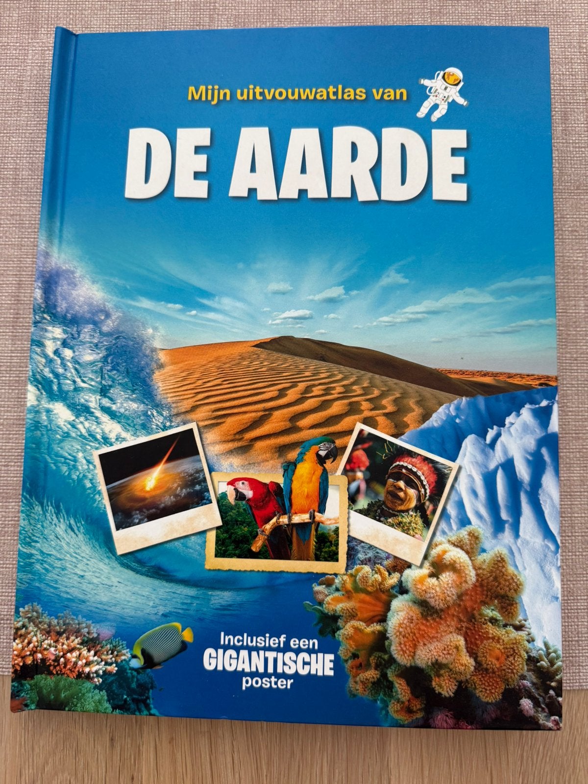 Mijn uitvouwbareatlas van de aarde, Overige atlassen, Ophalen of Verzenden, Zo goed als nieuw, 1800 tot 2000